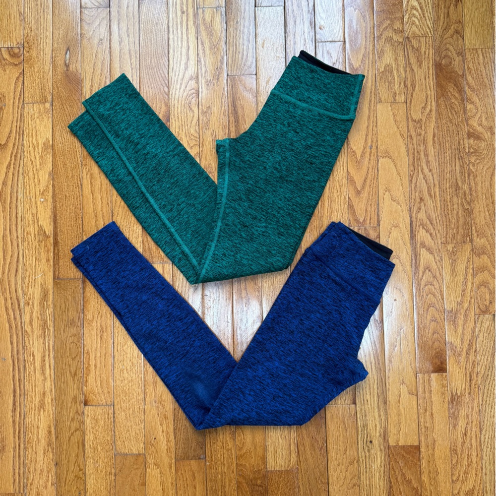 Beyond Yoga Women’s Emerald Green and Royal Blue Spacedye Leggings (XS)